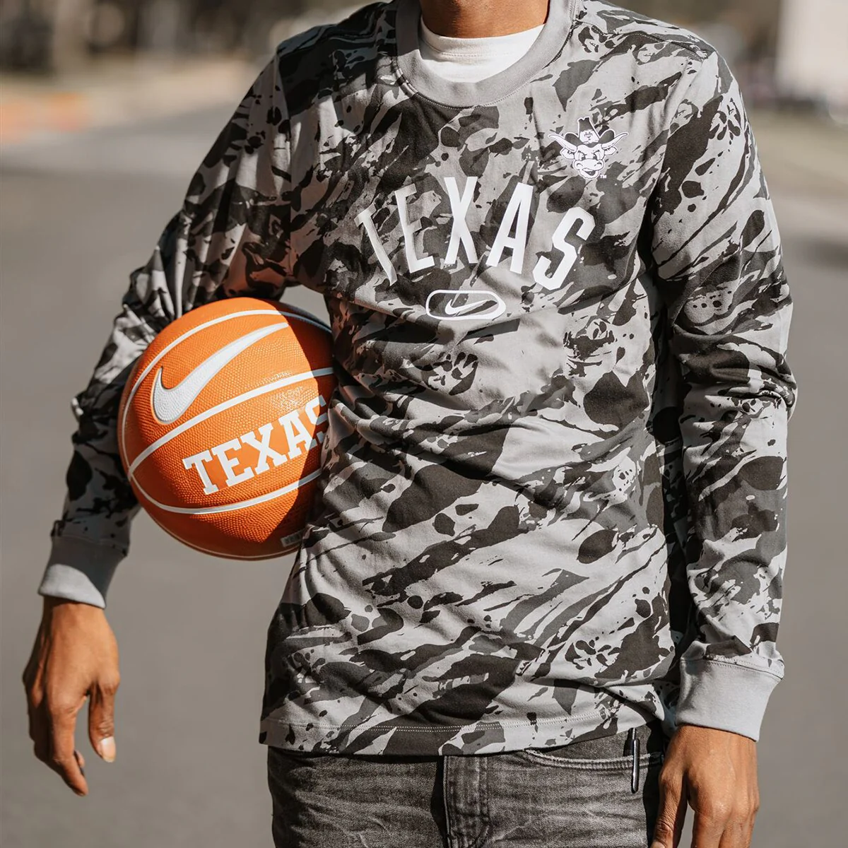 Nike Texas Longhorns Camo Vault Long-Sleeve T-Shirt - Image 2