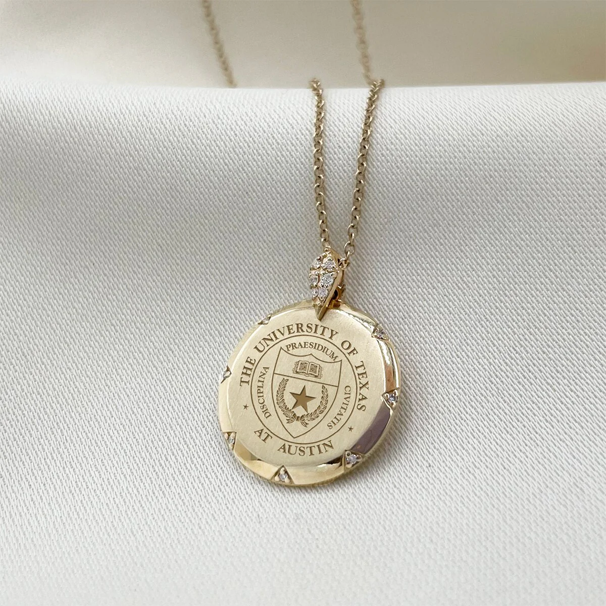 University of Texas Seal 7-Point Diamond Necklace - Image 2